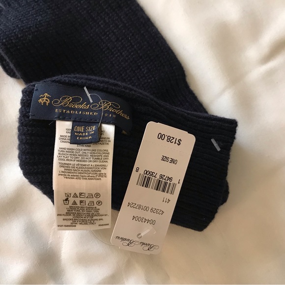 Brooks Brothers Ladies Knitted Cashmere Gloves - Picture 2 of 3
